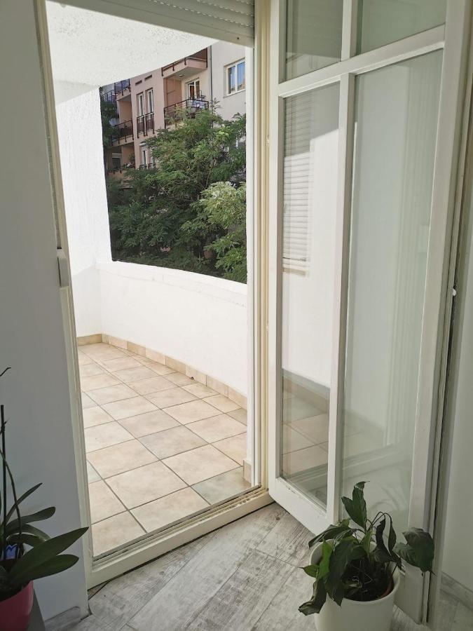Bright, Spacious Apartment 3 Bedroom, Garage Budapest Bagian luar foto